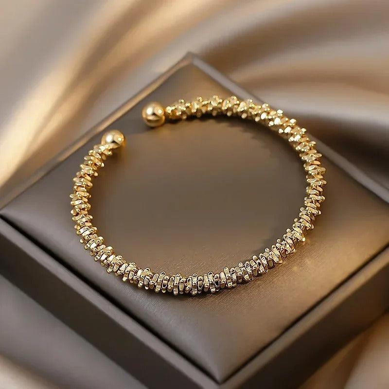Light Luxury Classic Gold Color Twisted Open Bracelet for Women Fashion Metal Geometric Adjustable Cuff Bangle Jewelry Gifts