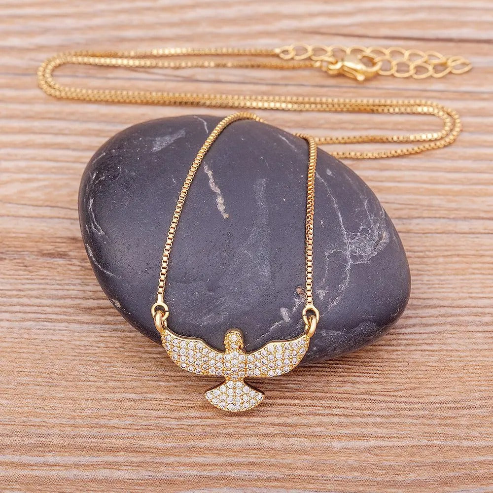 Luxury Zircon Eagle Pendant Necklace Gold Plated Animals Cool Fashion Chain Choker Party Birthday Gift Jewelry
