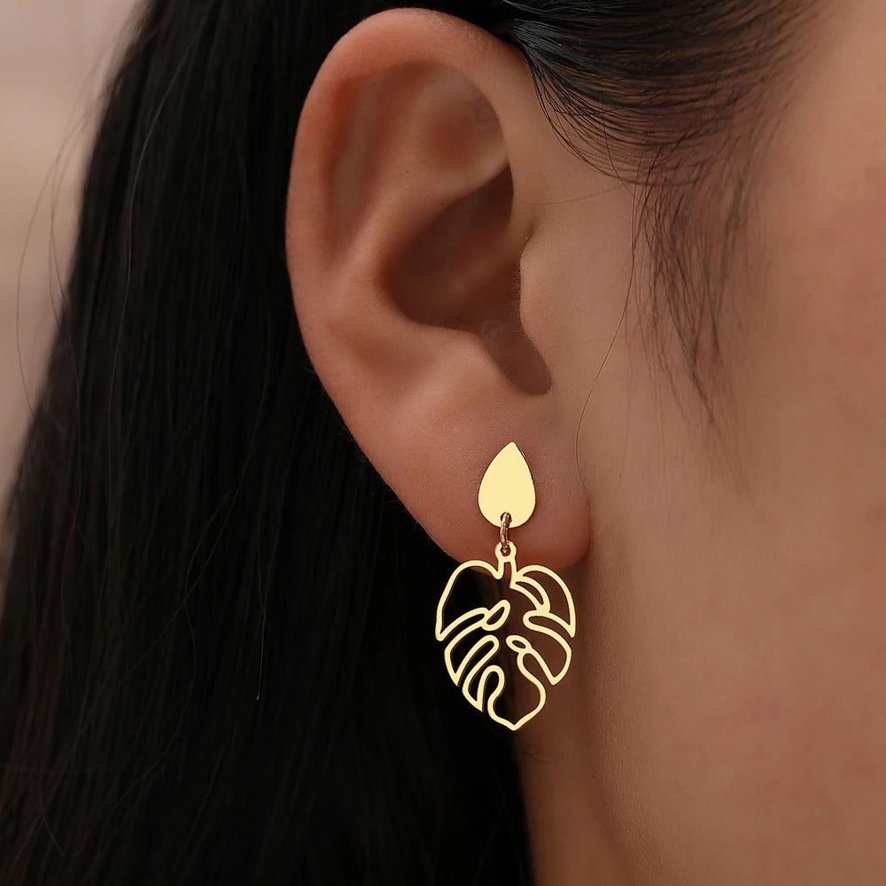 Stainless Steel Earrings Classic Vintage Water Drop Plant Leaves Fashion Pendants Earrings For Women Jewelry Party Girls Gifts