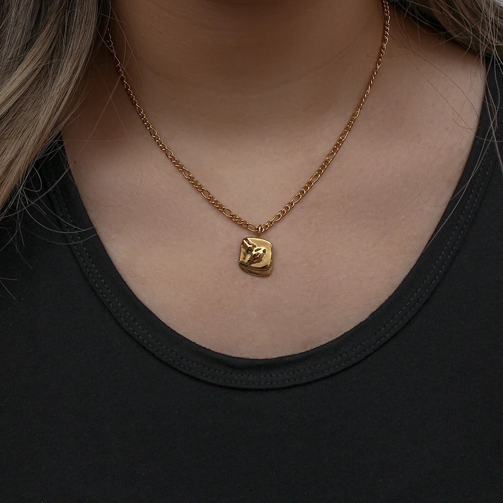 Tarnish Free&anti-allergic Stainless Steel 18k Gold Plated Abstract Human Face Body Charm Pendant Necklaces for Women