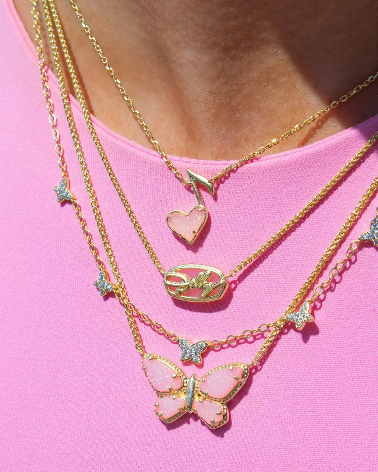 Fashion Jewelry Dolly Heart Music Note Short Pendant Necklace in Light Pink For Women Unique gifts