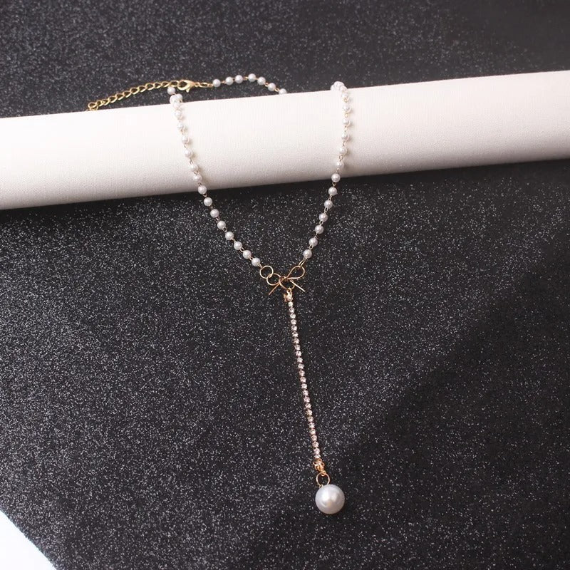 Fashion Sweet Korean Style Imitation Pearl Clavicle Necklace Women Personality Chain Bow knot Rhinestone Pendant Necklace