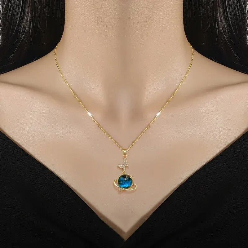 Light Luxury Titanium Steel Star Series Necklace for Women Gold Color Planet Moon Astronaut Pendant Necklaces Jewelry Gifts