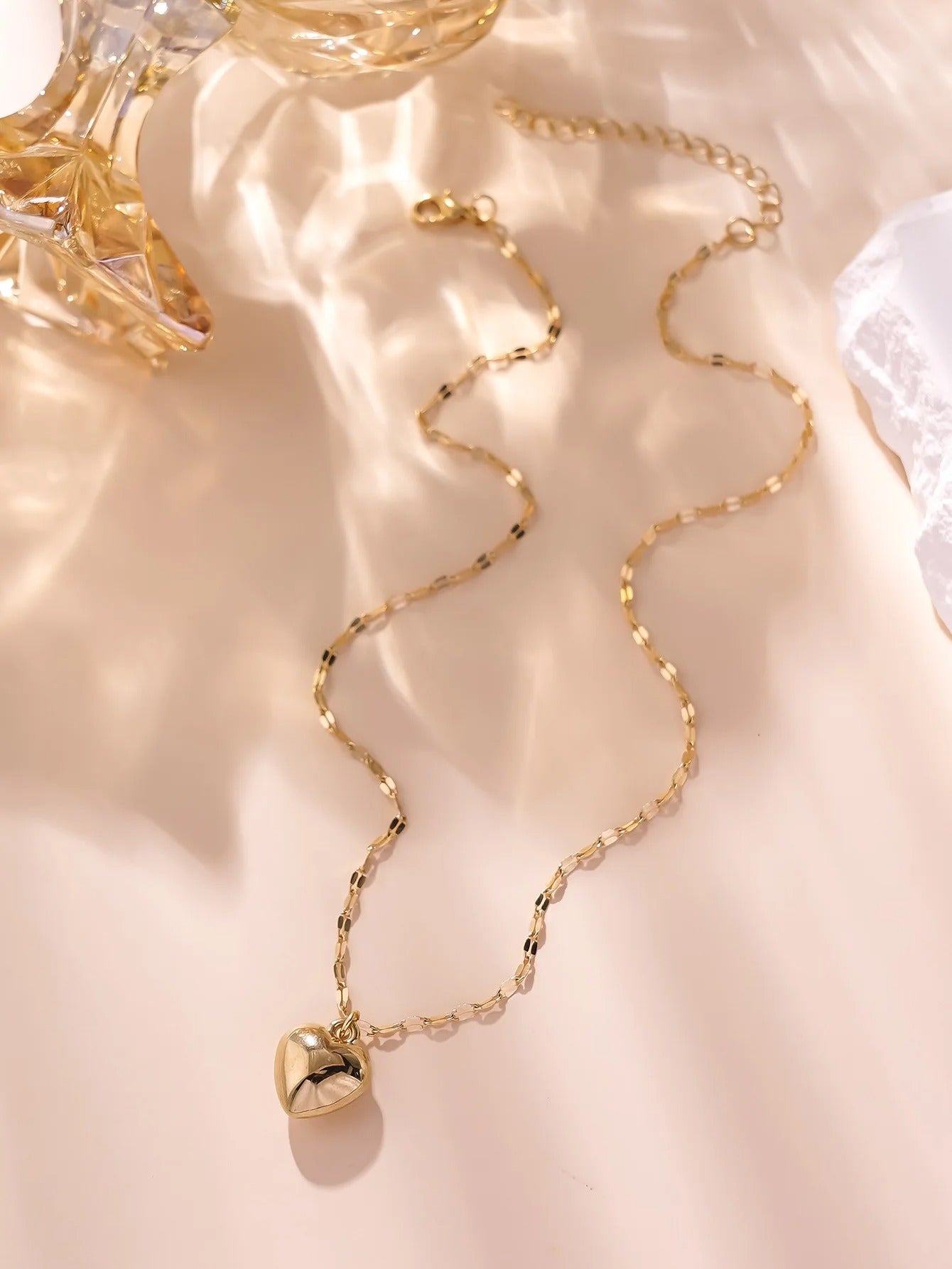 Stainless Steel Love Heart Necklace For Women 2025 New Trendy Lip Chain Simple Pendant Necklace Jewelry Gift