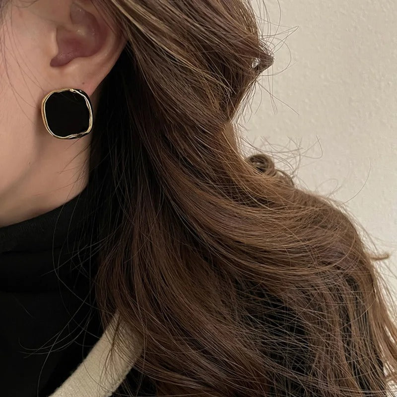 2025 New Black Earrings Irregularity Metal Earring for Women Vintage Jewelry New Design Fashion Aesthetic Earrings Accessories
