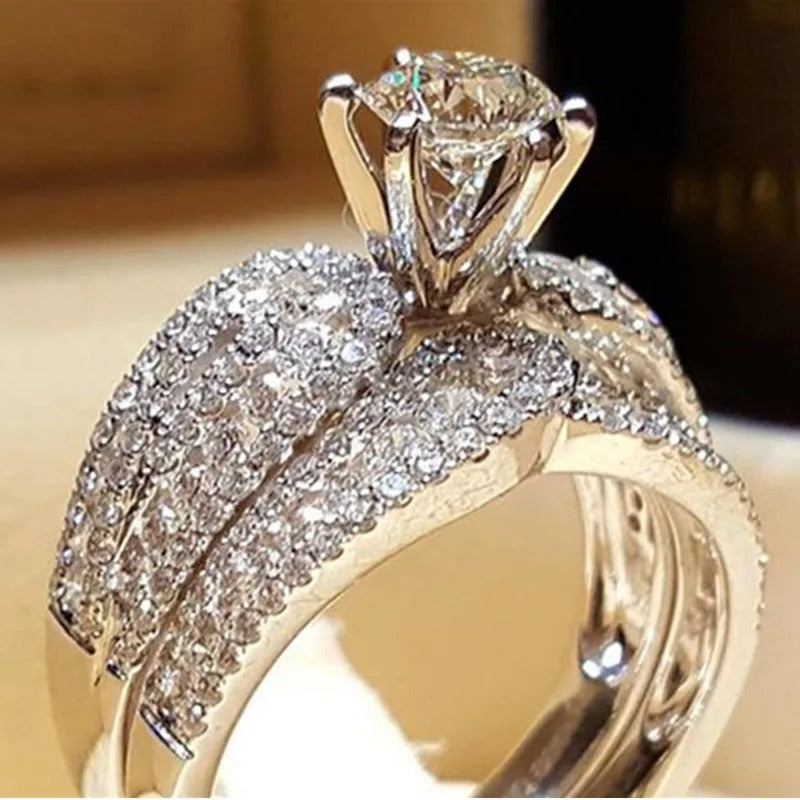 Huitan Bridal Sets Rings with Sparkling Cubic Zircon Luxury Trendy Wedding Engagement 2Pcs Rings for Women Eternity Love Jewelry