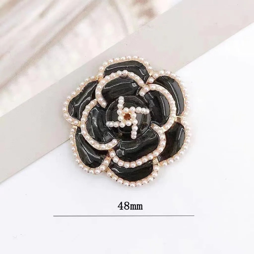 Fashion Enamel Pearl Camellia Flower Brooch – Elegant Rose Pin for Women’s Suits, Party & Office Wear