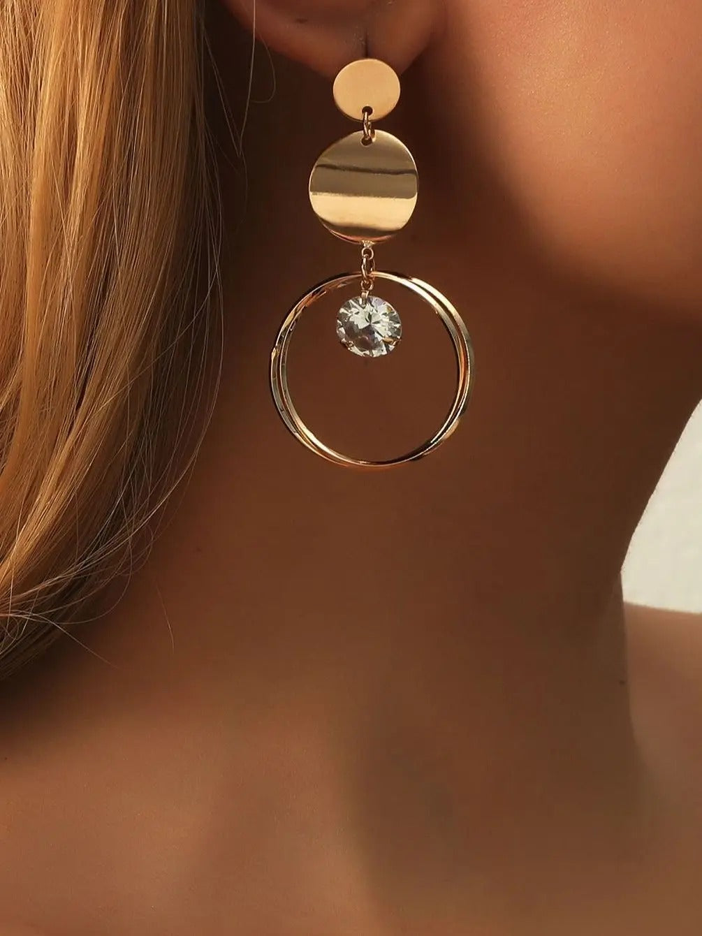 2 Pieces Gold Alloy Circular Pendant Earrings – Elegant Women’s Fashion Jewelry