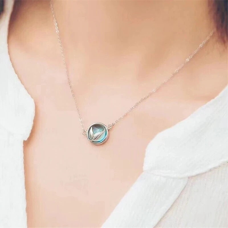 Romantic Mermaid Tail with Blue Stone Design Women's Pendant Necklace Fancy Neck Accessories for Party Girl Gift Jewelry
