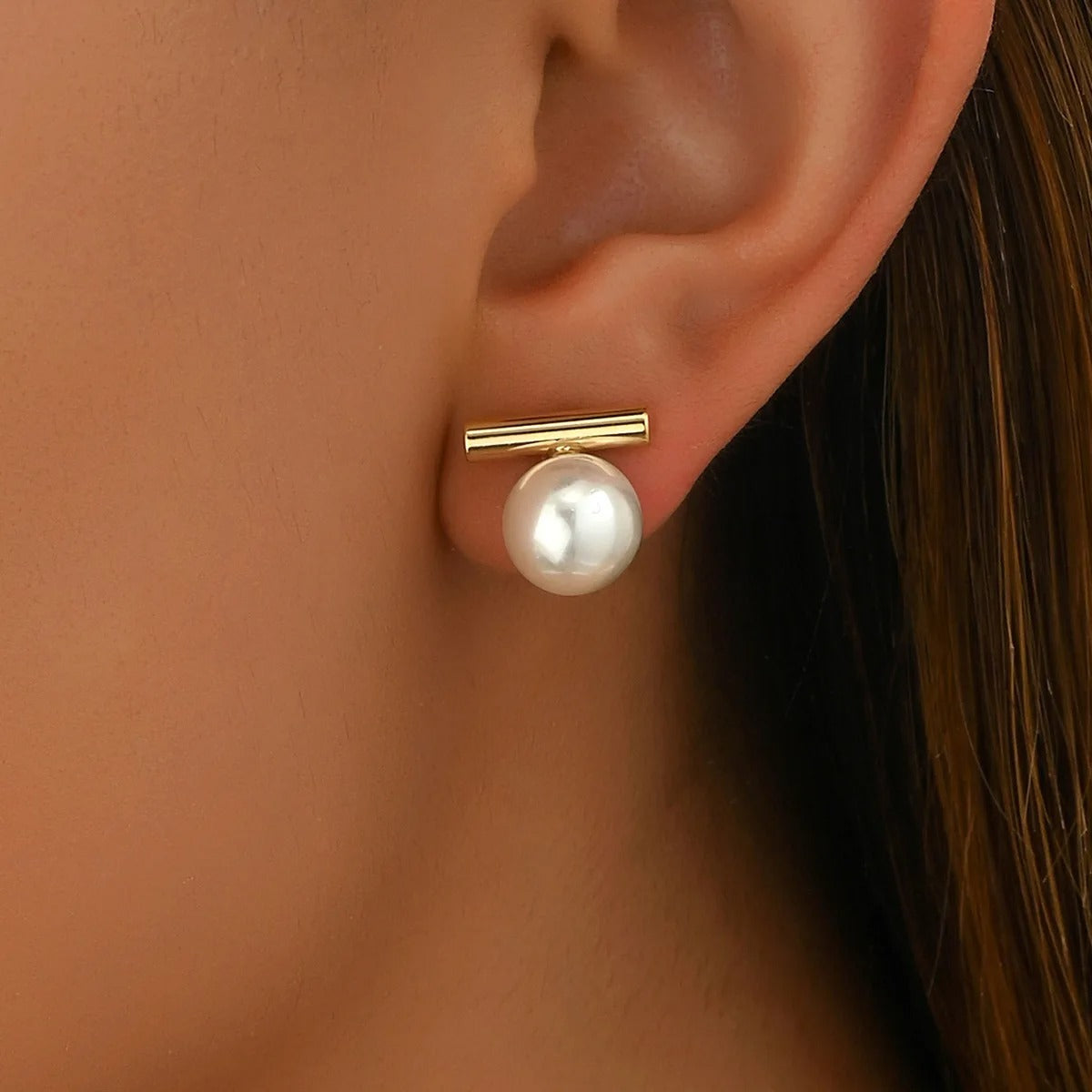 Simple Imitation Pearl Stud Earrings Gold Color Alloy Acrylic Beads Earring for Women Fashion Jewelry Trends Accessories
