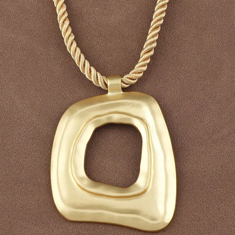 2 Pieces Fashion Personalized Hollowed Out Square Minimalist Style Metal Alloy Silver Color Gold Color Pendant Necklace