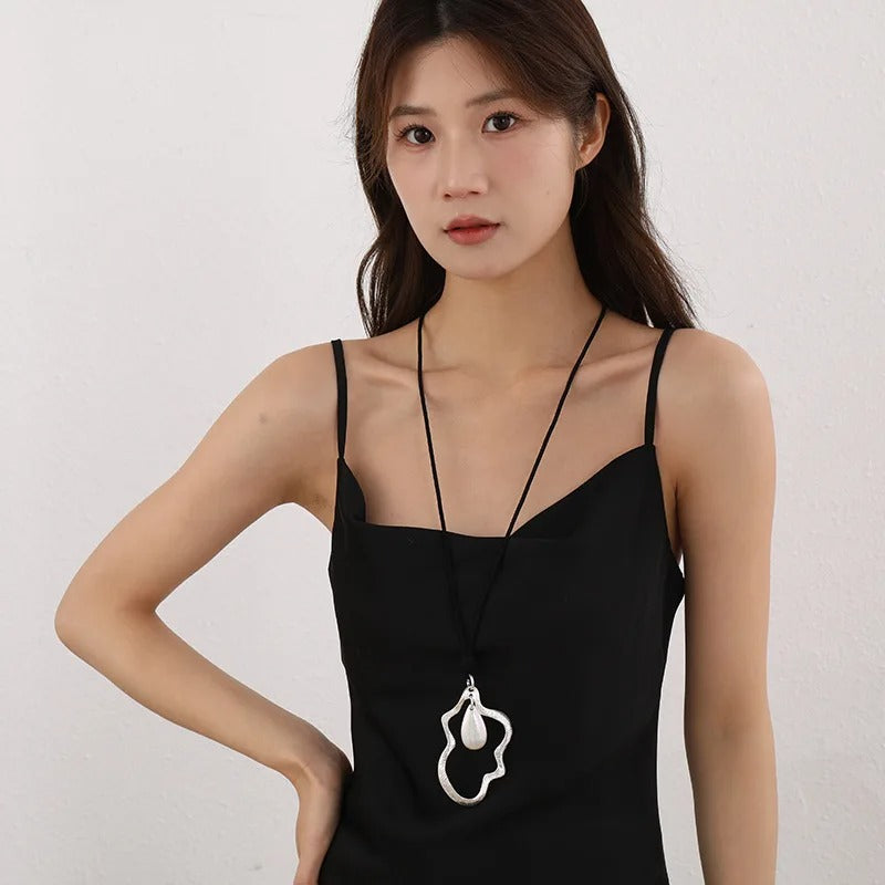 New Fashion Pendant Long Women's Simple Pearl Alloy Necklace, Sweater Chain Jewelry Accessories