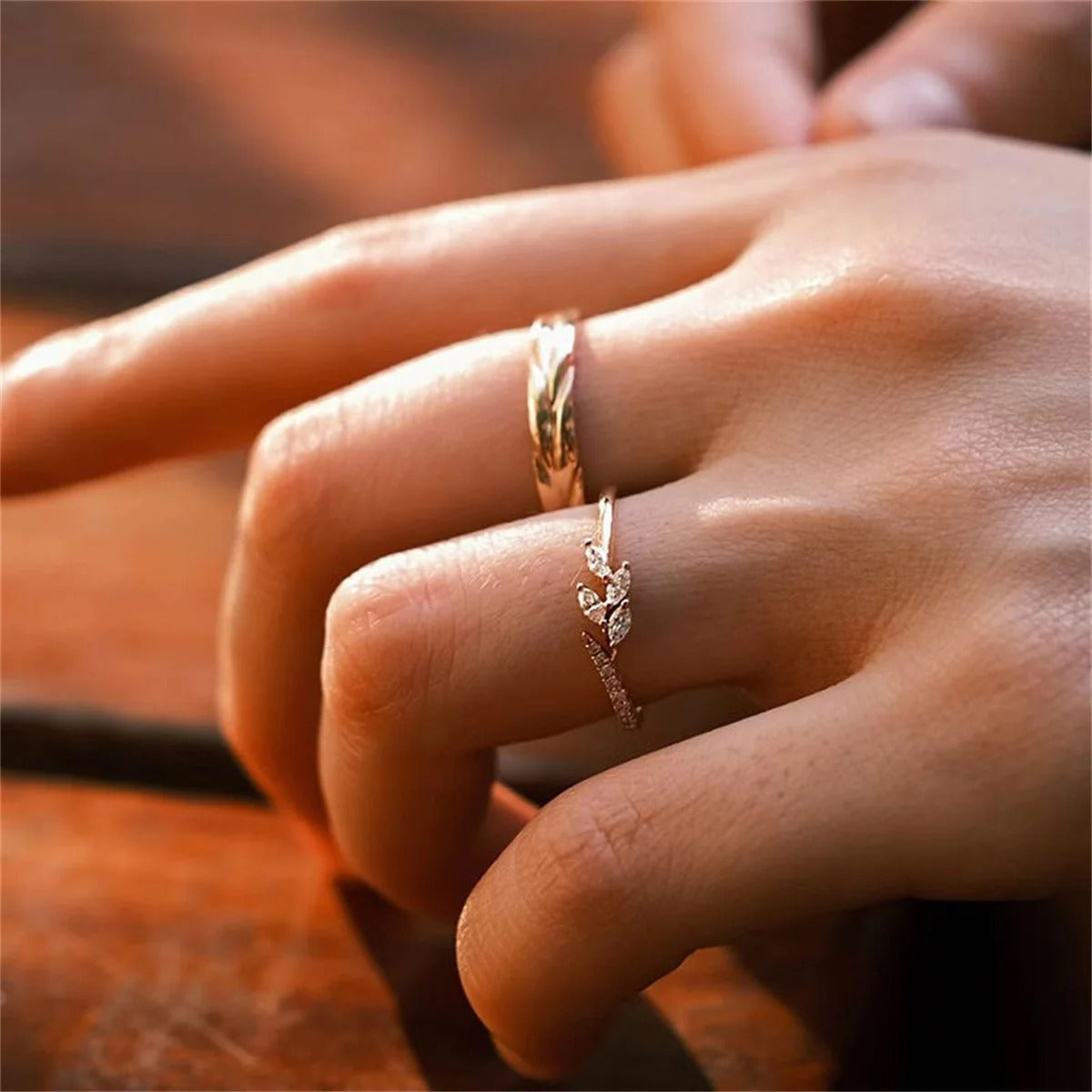 Women's Rose Gold Leaf Ring Inlay CZ Finger Ring for Wedding Party