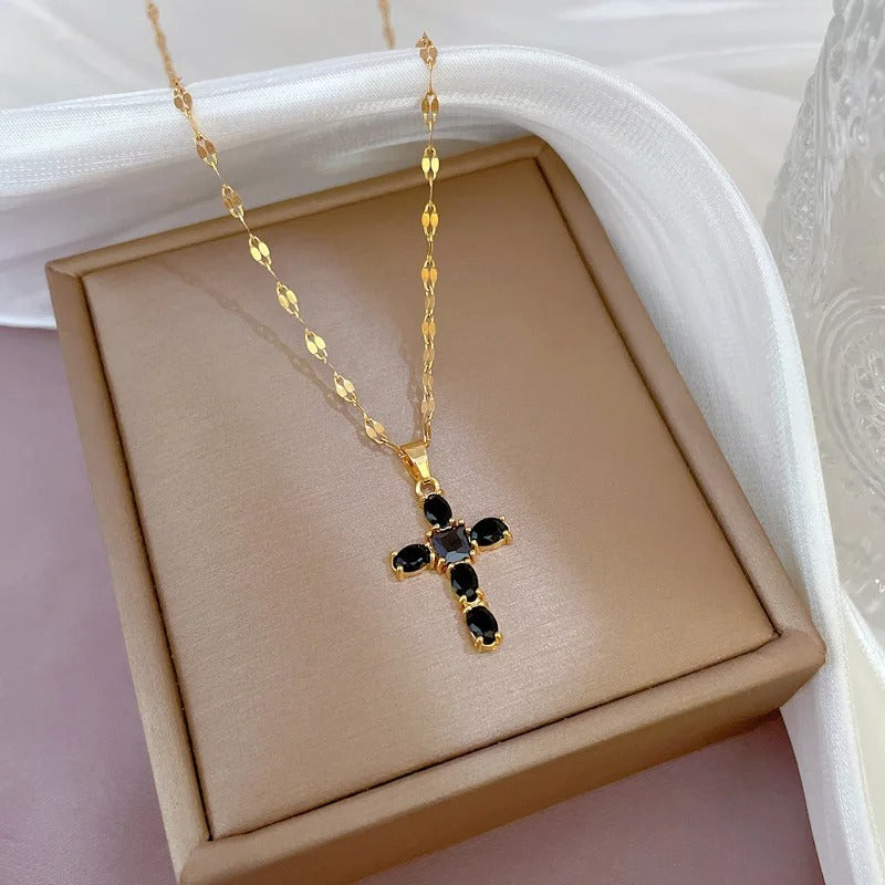 Fashion Classic Cross Necklace Beautiful Vintage Jesus Christian Lucky Versatile Clavicle Chain Pendant Party Favor