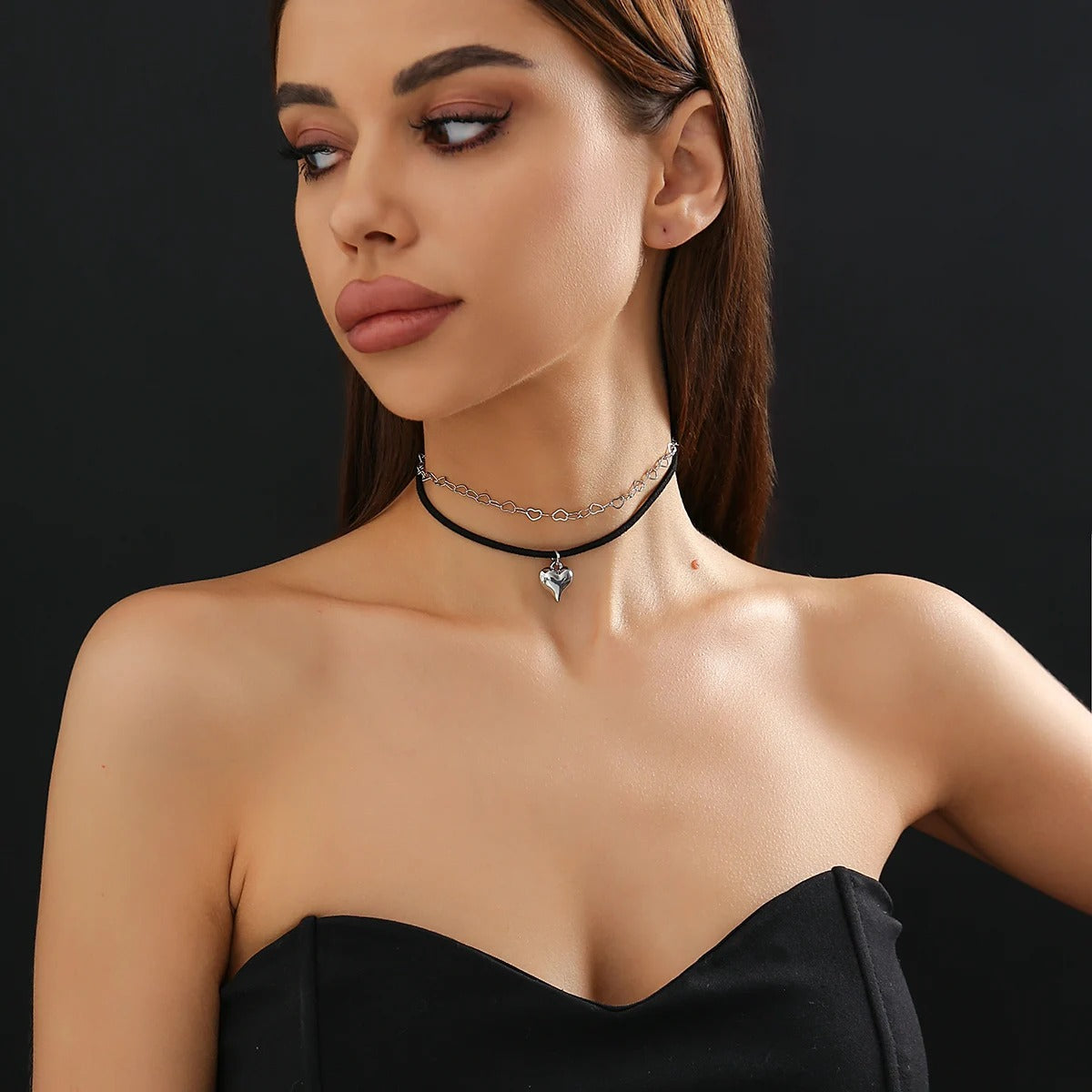 Salircon Retro Korean Black Velvet Rope Chain Choker Fashion Creative Metal Heart Chain Short Necklace Women's Aesthetic Jewelry