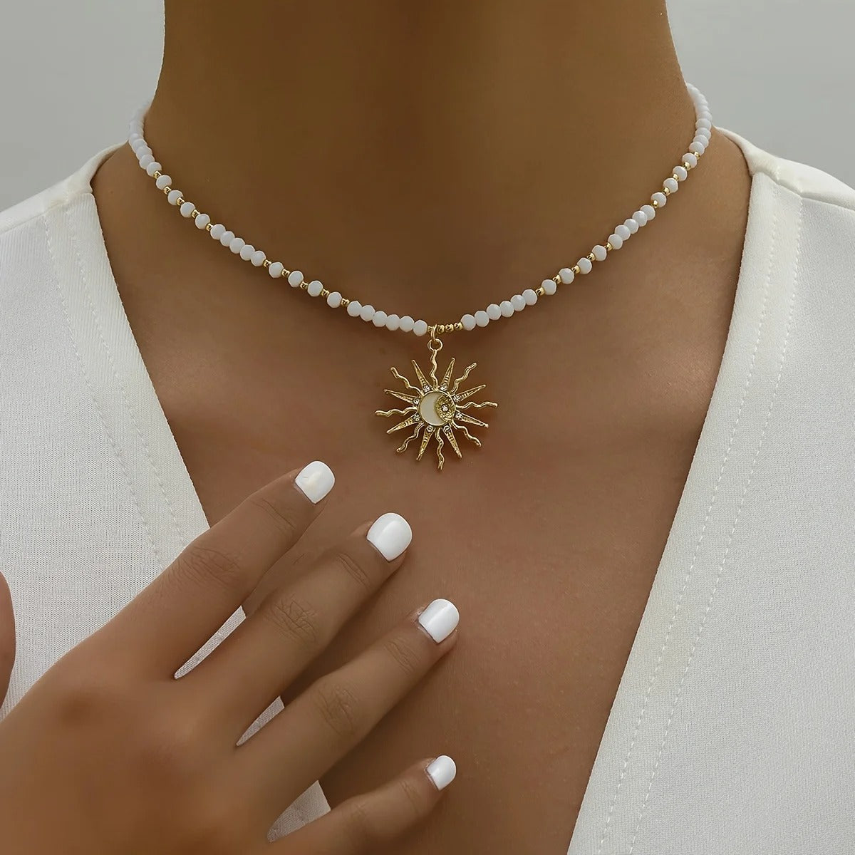 Vintage Golden-Toned Sun Pendant Necklace for Women Elegant Beads Chain Choker Neck Statement Party Jewelry Gifts