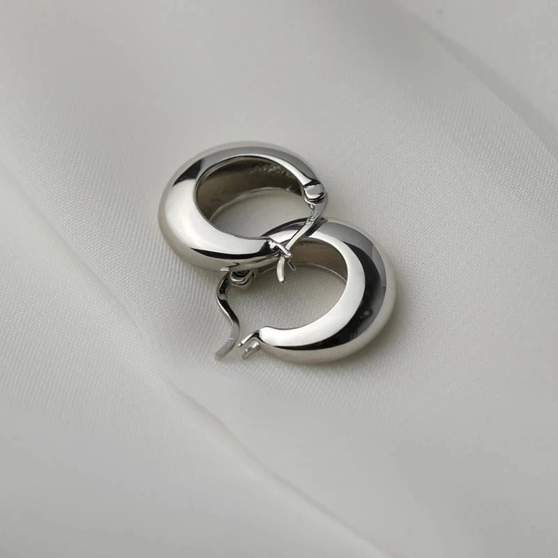 VENTFILLE 925 Sterling Silver Chunky Hoop Earrings – Bold Geometric Circle Earrings for Women, Trendy Punk Party Jewelry