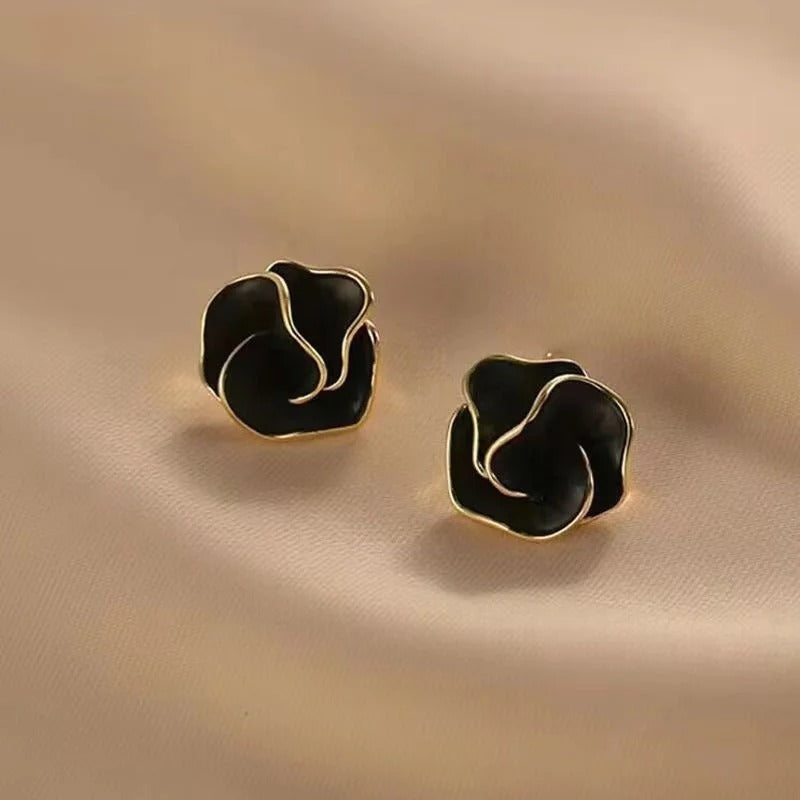 Black Enamel Flower Stud Earrings for Women Folded Unique Design Multi-layers Floral Female Small Earrings 2025New Brincos