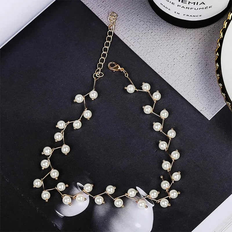 2025 New Arrivals Hot Fashion Black Crystal Necklace Simple Cross Strand Beaded Chokers Necklaces Women Jewelry