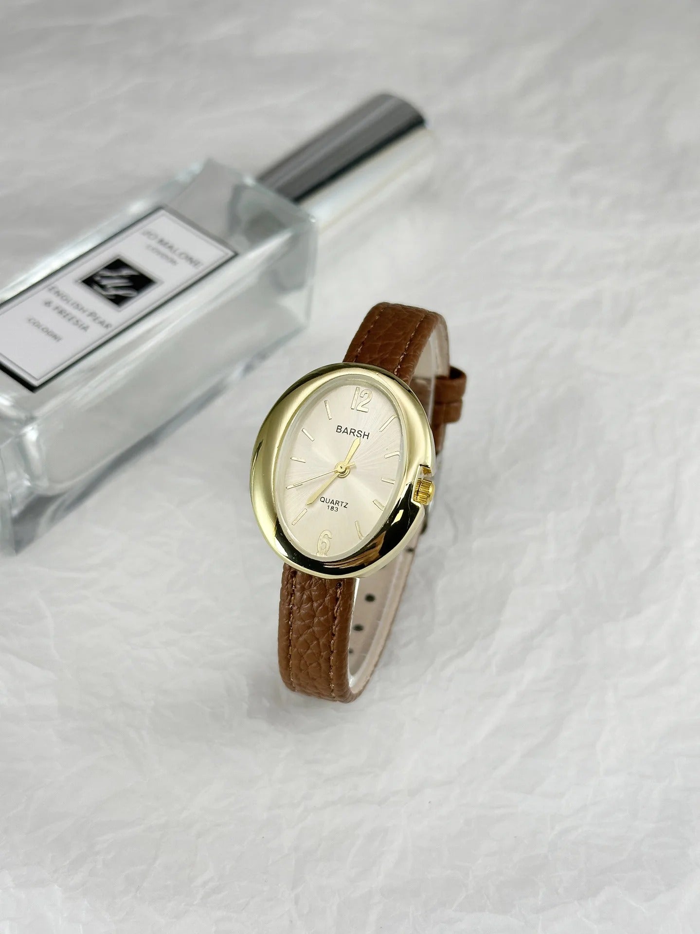 Hot Sale Brand Quartz Watch for Women Fashion Leather Strap Pigeon Egg Dial Watches Luxury Gift Girl Wristwatches