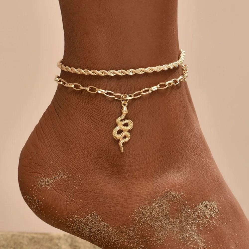 Modyle Bohemian Pearl Chain Anklet Gold Shell Pendant Wedding & Beach Jewelry Gift for Women