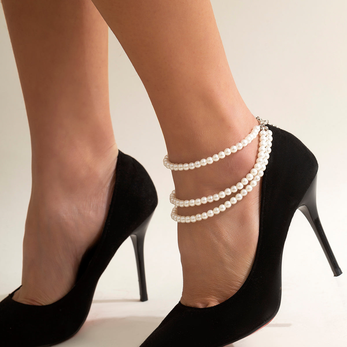 Ingemark Multilayer Tassel Pearl Anklet for Women Foot Party Jewelry