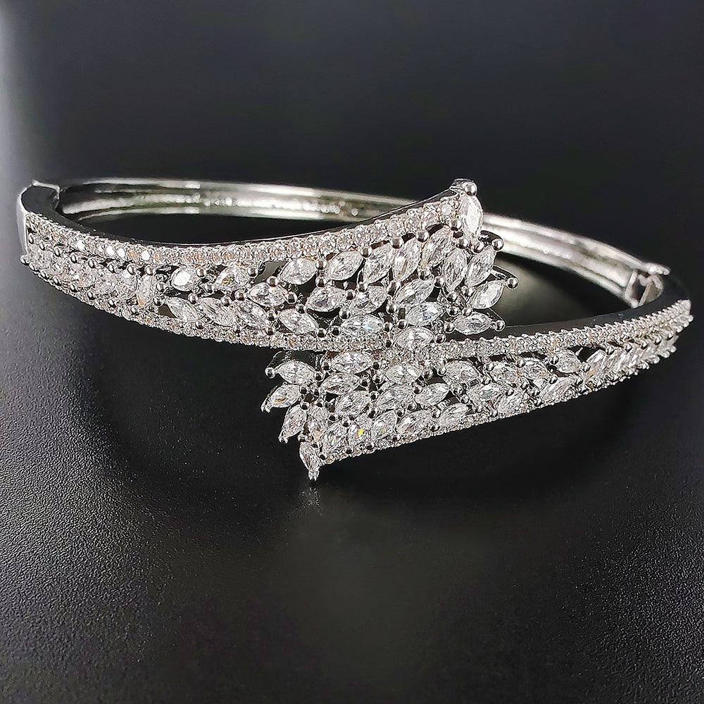 Luxury Carved Bracelet Bangle Women’s Anniversary & Valentine’s Gift