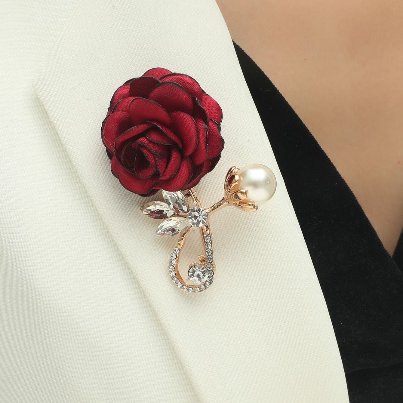 Red Rose Pearl Crystal Brooch High-Quality Women’s Fashion Pin