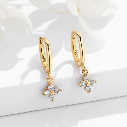 925 Silver Needle Zircon Four Leaf Hoop Earrings for Women Girls Fashion Huggies Party Wedding Jewelry Gift eh190