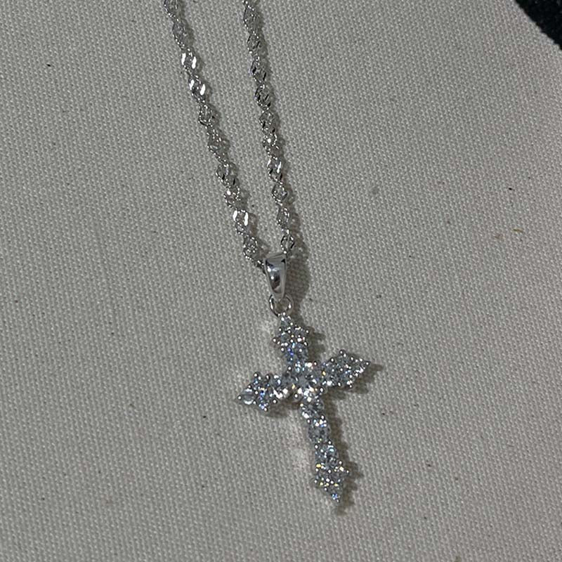Women’s Punk Cross Necklace Shiny Zircon Thin Chain Jewelry