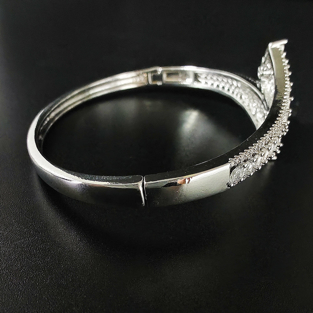 Luxury Carved Bracelet Bangle Women’s Anniversary & Valentine’s Gift