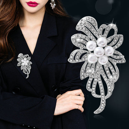 Luxury Crystal Flower Brooch for Women Rhinestone & Pearl Pin