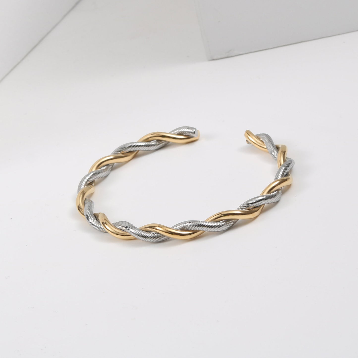 Trendy Gold Twist Cuff Bracelet 316L Stainless Steel Bangles for Women
