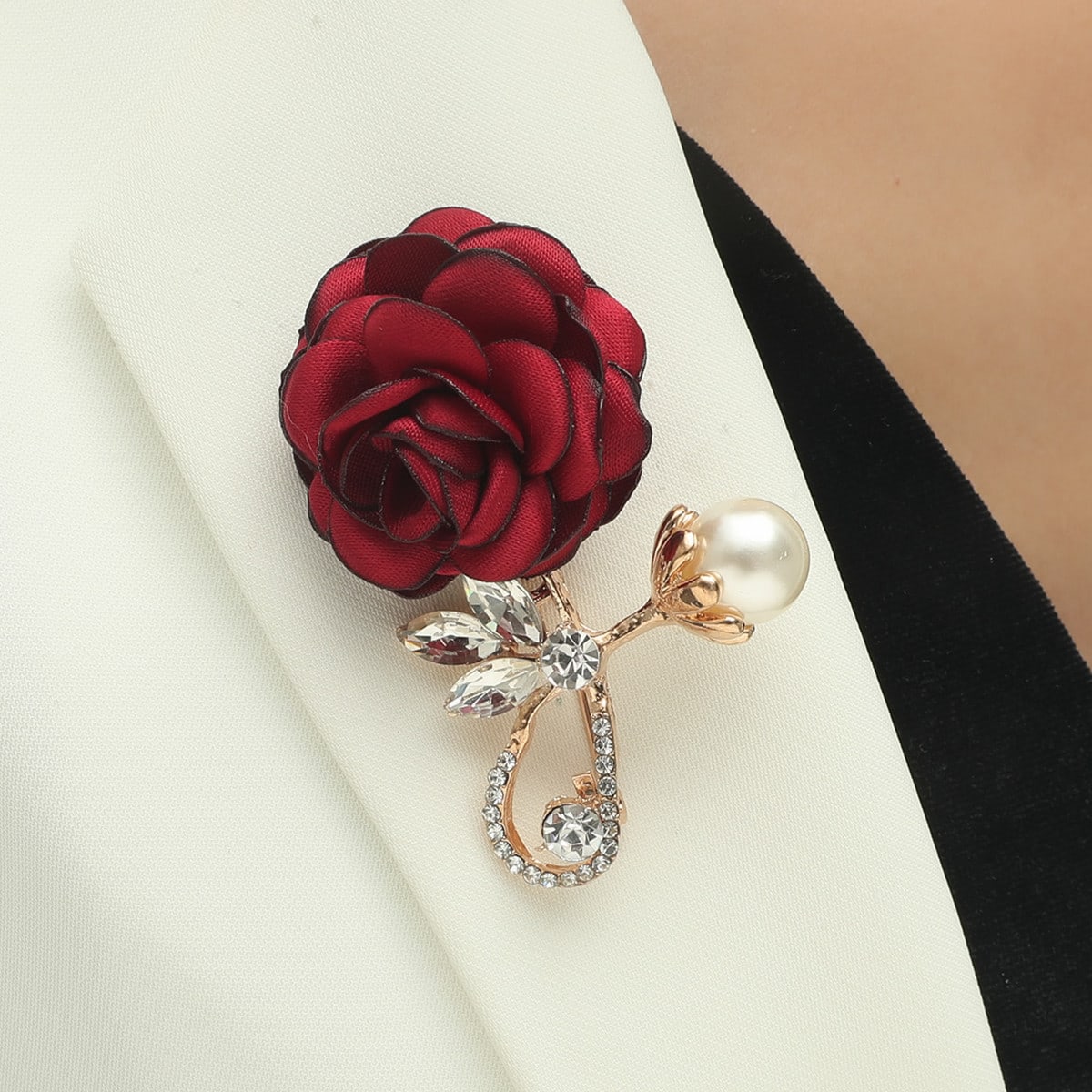 Red Rose Pearl Crystal Brooch High-Quality Women’s Fashion Pin