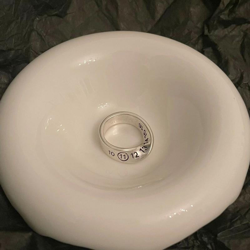 Mobius Irregular Twist Number Ring Girls Infinite Loop Ring Women Fashion Charm Jewelry Anniversary Gift