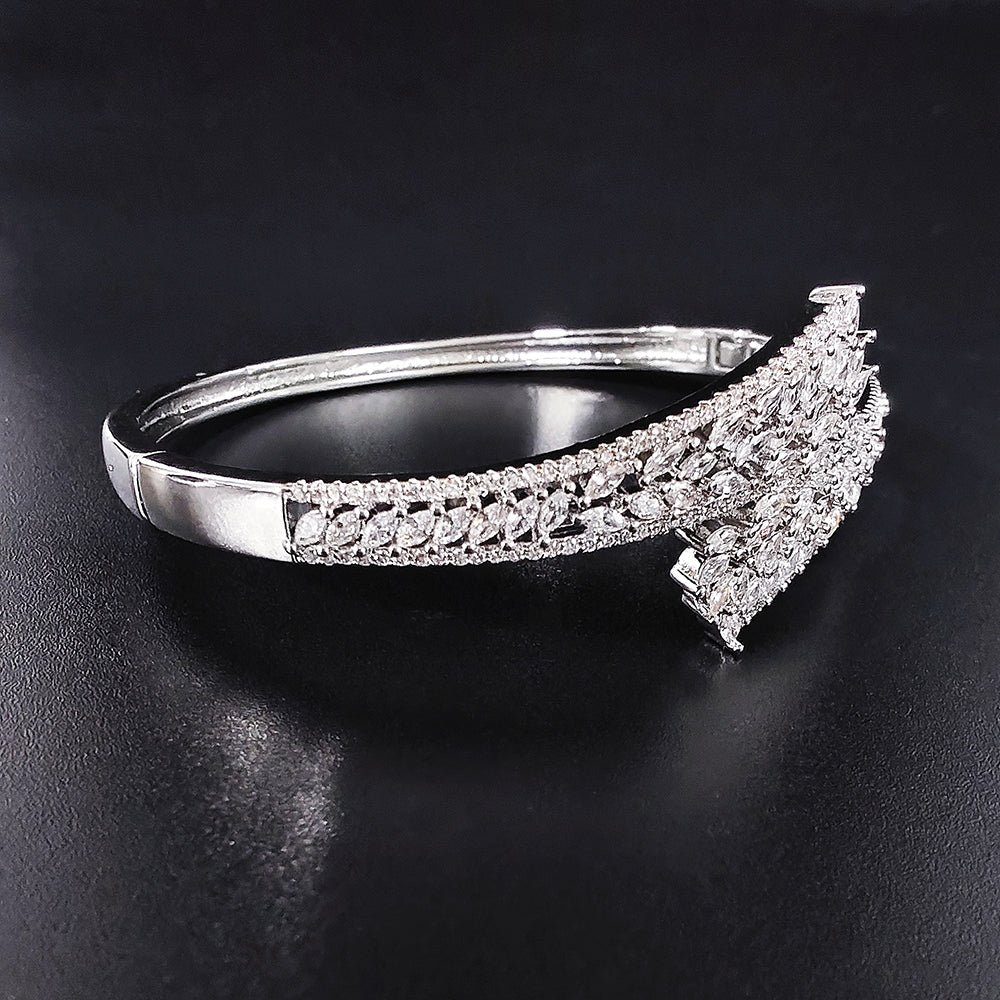 Luxury Carved Bracelet Bangle Women’s Anniversary & Valentine’s Gift
