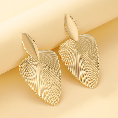 Advanced Metal Textured Leaf Pendant Big Earrings Women's Exaggerated Fashion Party Jewelry Gold Color Geometry Drop Earring