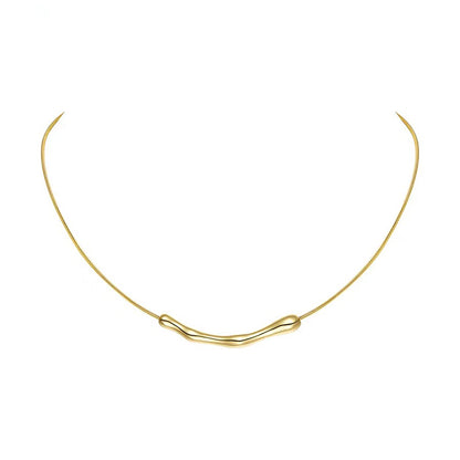 European and American Fashion Simple Stainless steel Gold Color Collarbone Chain For Women’s Fashion Short Necklaces Jewelry