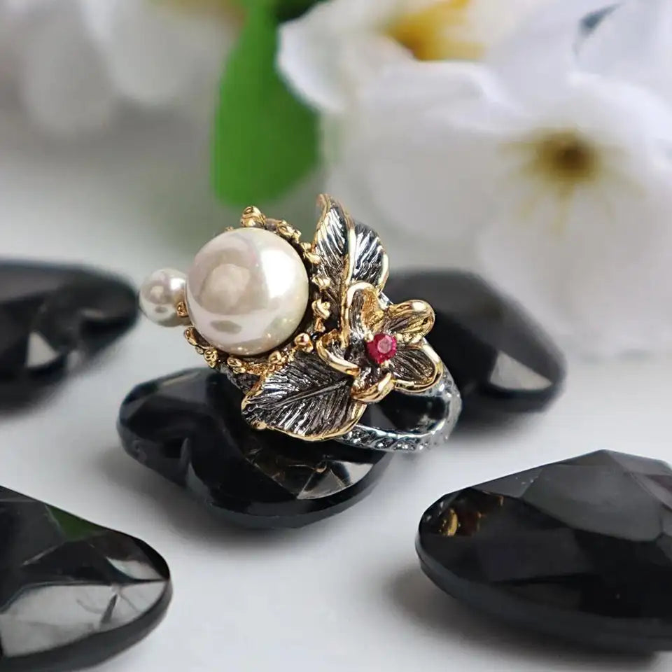 Retro Gothic Sterling Silver Freshwater Pearl Geometric Ring