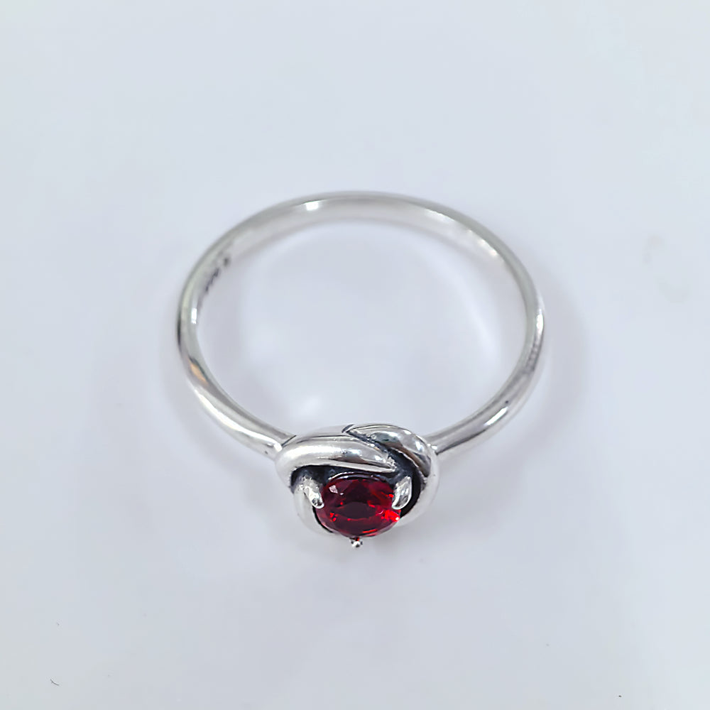 Pandora January Birthstone Eternity Circle Ring – Garnet Red | 925 Sterling Silver