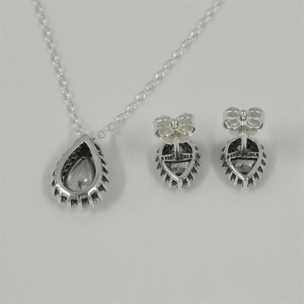 Pandora Sparkling Pear Halo Jewellery Gift Set – Elegant Necklace & Earrings