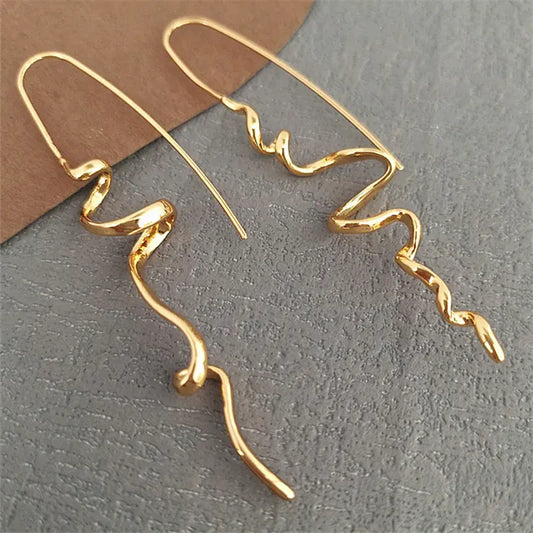 Abstract 3D Retro Drop Earrings – Edgy Fashion Statement Jewelry for Women