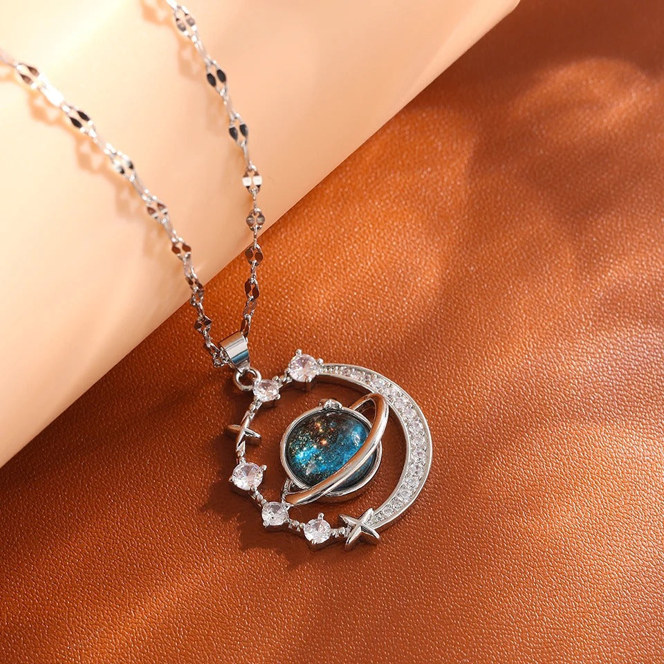 Light Luxury Titanium Steel Star Series Necklace for Women Gold Color Planet Moon Astronaut Pendant Necklaces Jewelry Gifts