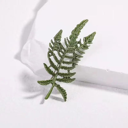 Vintage Resin Stone Green Peony Brooch for Woman Flower Lapel Pins Chinese Style Party Wedding Suit Coat Jewelry Gifts