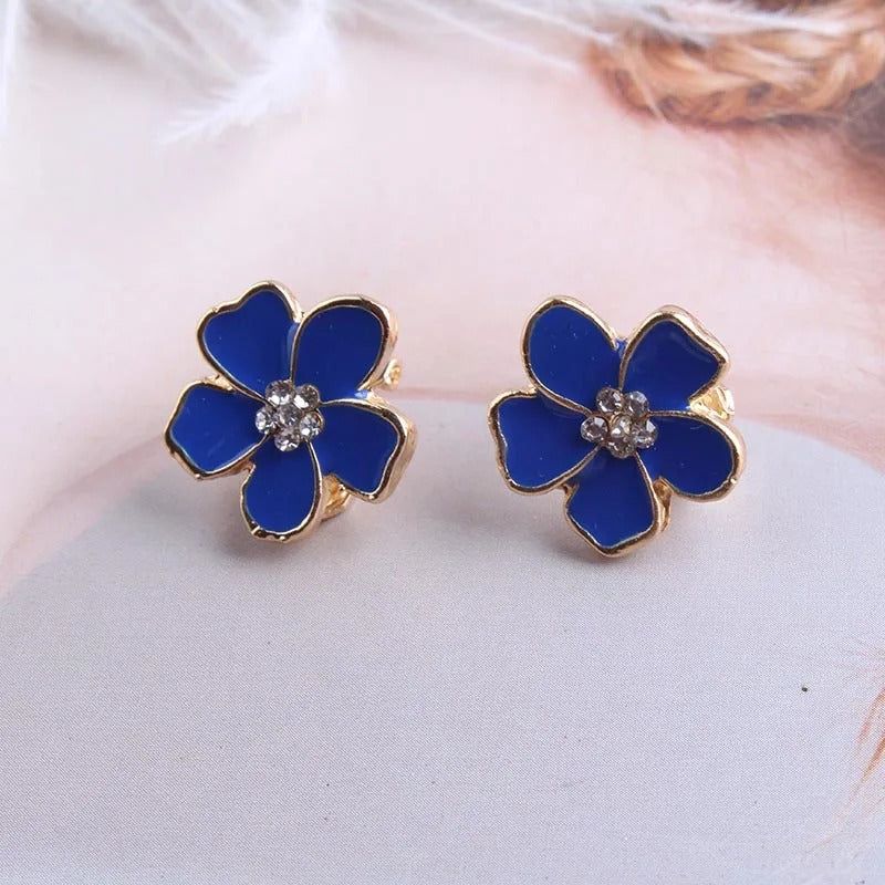 Korea Style Flower Shape Enamel Clip on Earrings Without Piercing for Girls Party Cute Lovely No Hole Ear Clip jewelry.