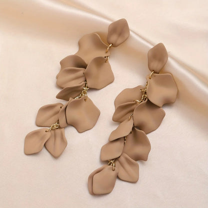 Stylish Multicolored Flower Earrings For Woman Delicate Petal Tassel Stud Earring Temperament Everyday Party Accessories