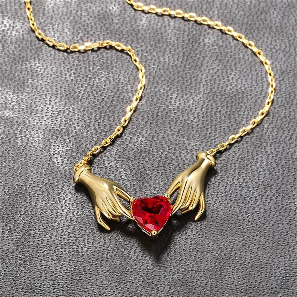 Creative Hands Red Rhinestone Love Heart Charms Pendant Necklace Jewelry Trendy Alloy Zirconia Choker Necklaces Party Gift
