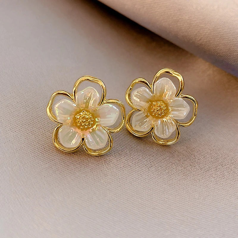 Cute White Flower Earrings for Women – Floral Acrylic Studs