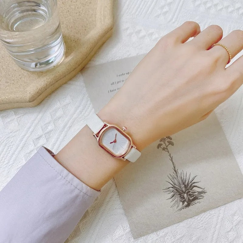 Fashion popular compact girl's watch Cute leather quartz fashion watch gift