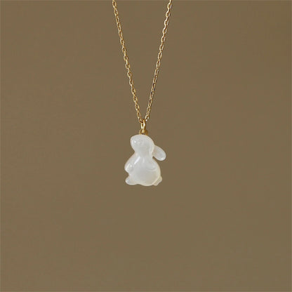 Simple Moon Watching Rabbit~Shell Rabbit Fresh and Artistic Necklace Jewelry for Female Jade Rabbit Titanium Steel